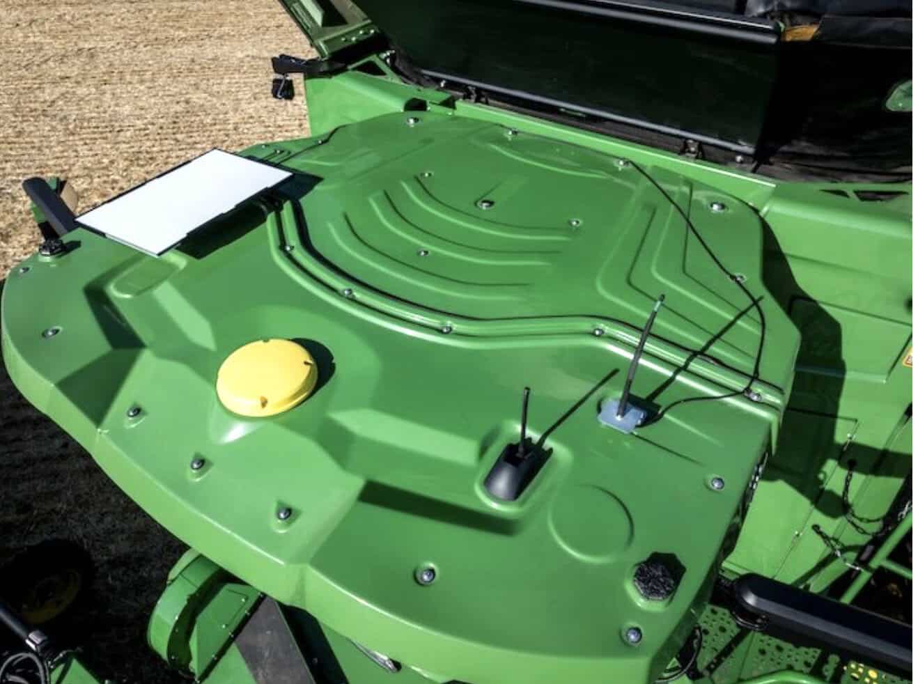 A JDLink Boost terminal. (Source: Deere & Co.)